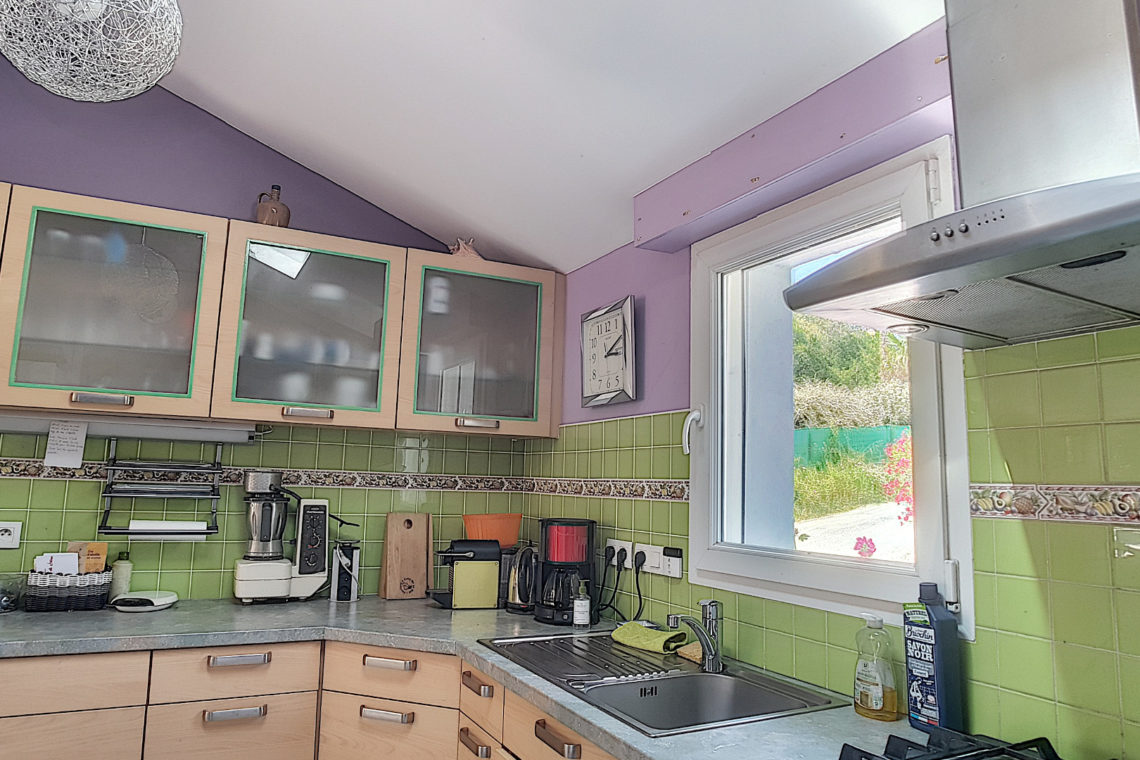 cuisine de la maison à vendre à LE PALAIS